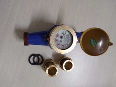 Đồng hồ nước lạnh FUDA cơ LXS - nối ren